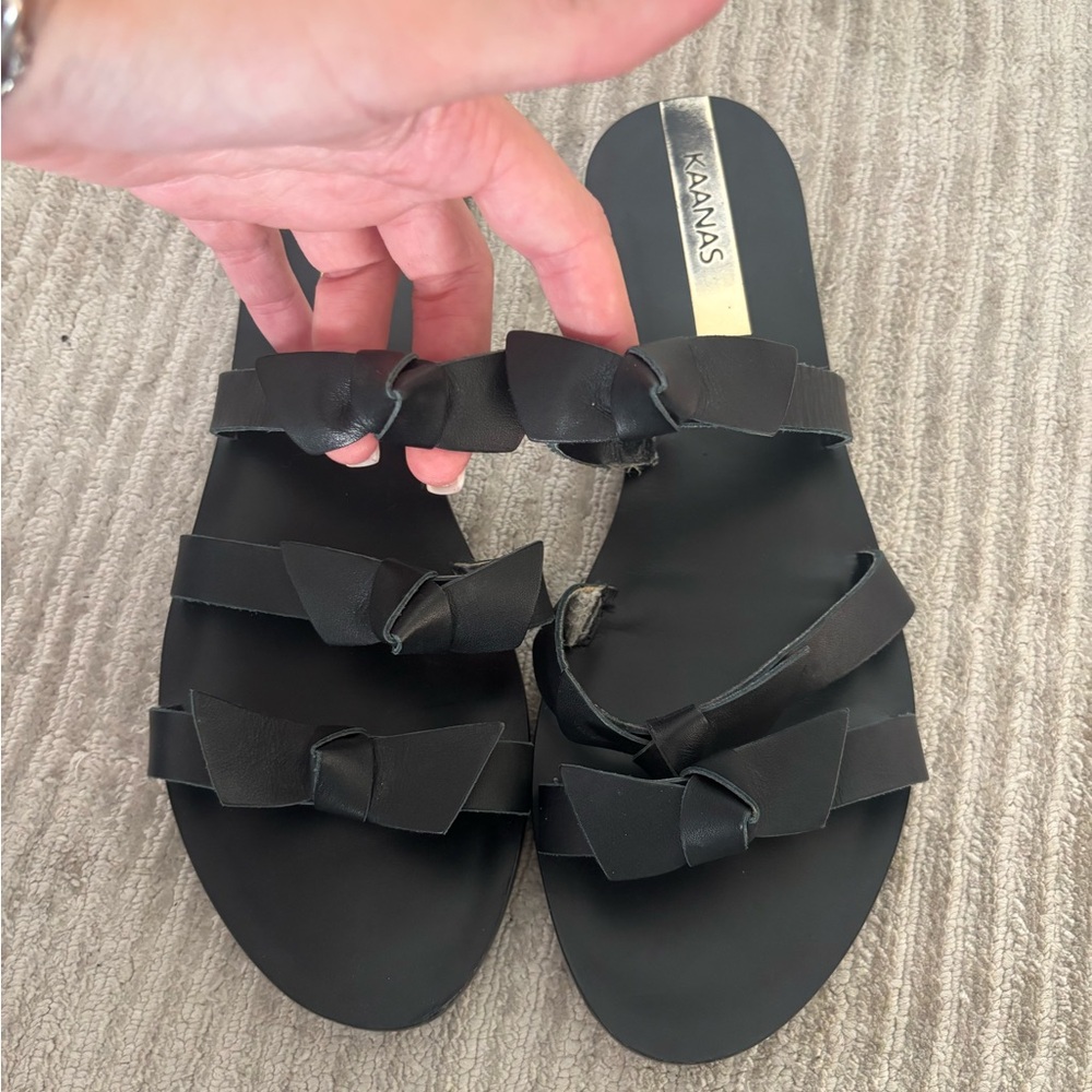 Kaanas Elegant Black Triple Bow Sandals
